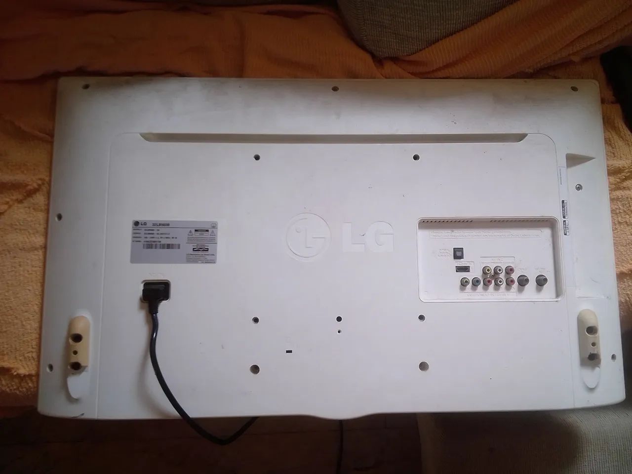 Tv LG 32 polegadas para retirada de peças! Tela quebrada! - Foto 4
