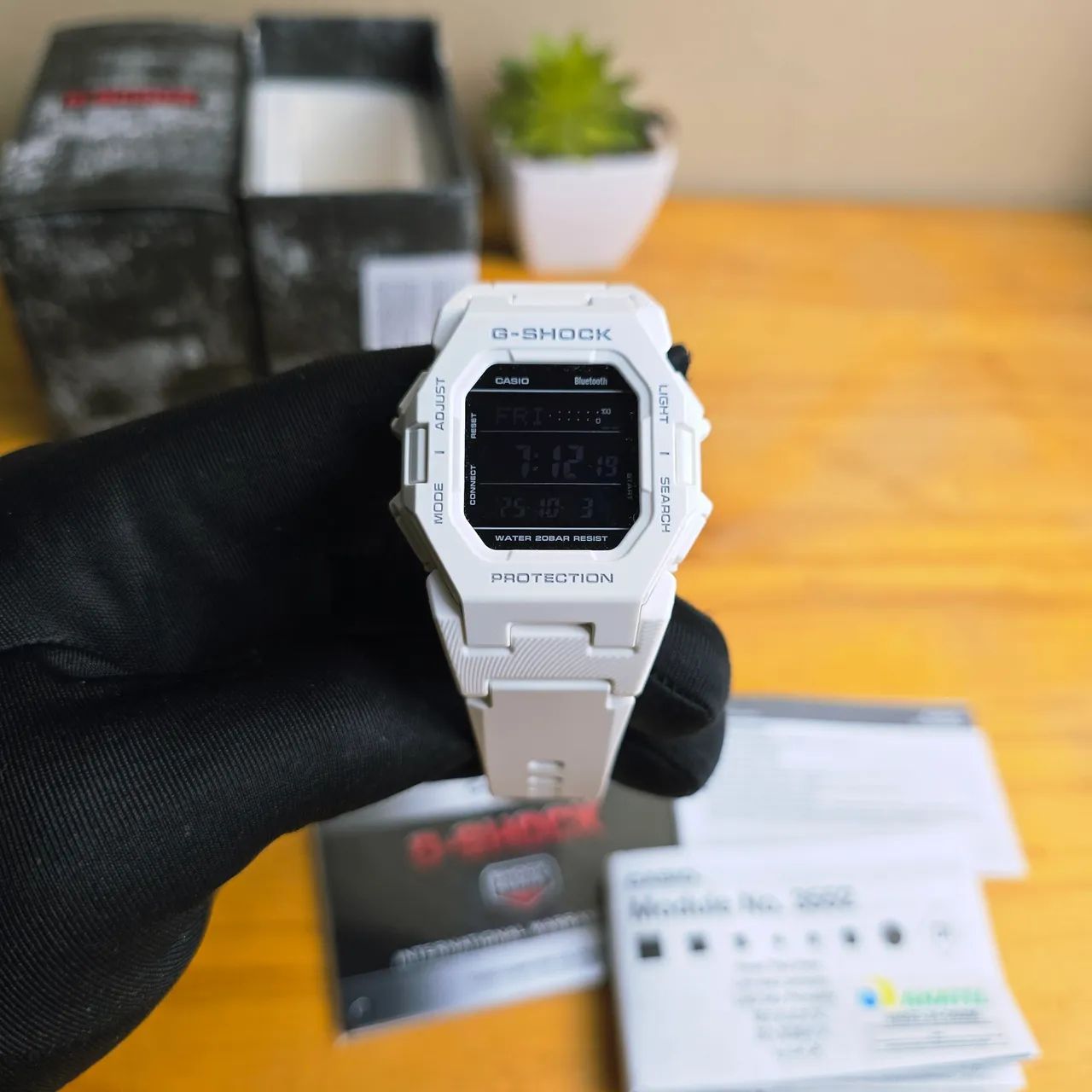 Relógio G-Shock GD-B500 Branco 