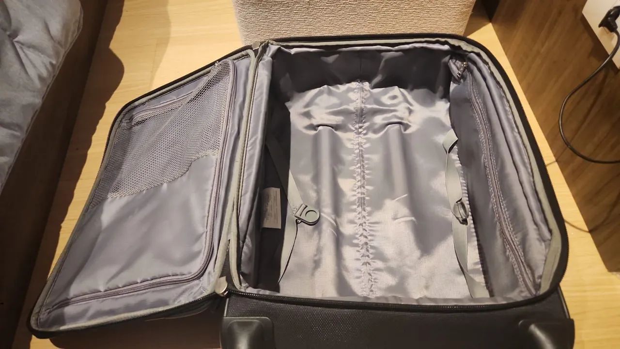 Mala Samsonite Preta tamanho médio - Foto 3