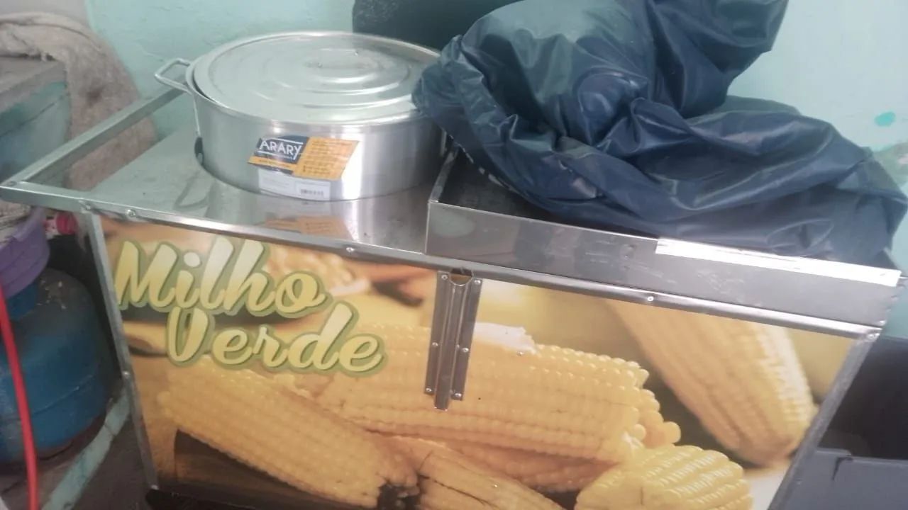 Carrinho de milho novo