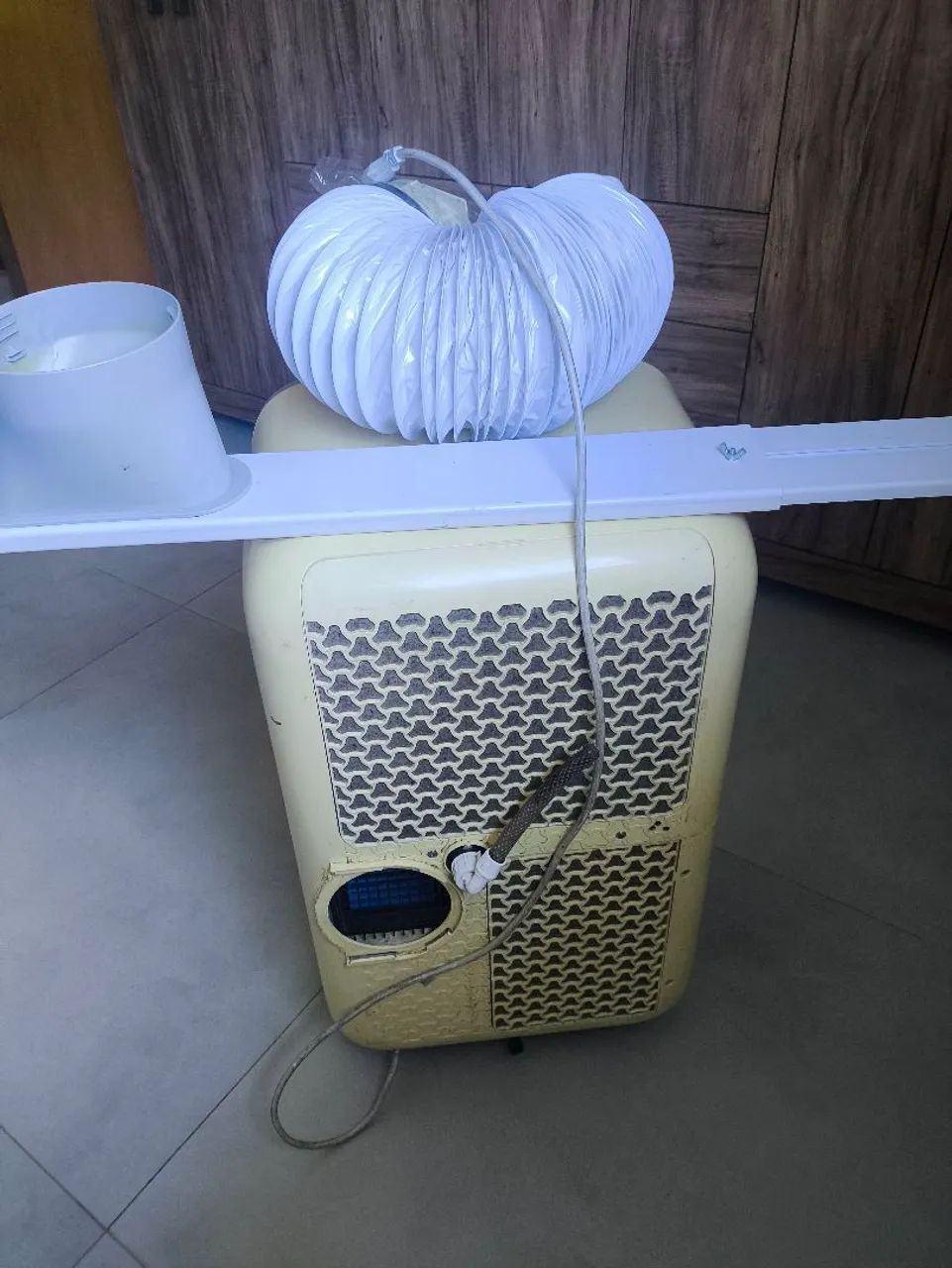 AR CONDICIONADO PORTÁTIL 12 MIL BTU - Foto 3