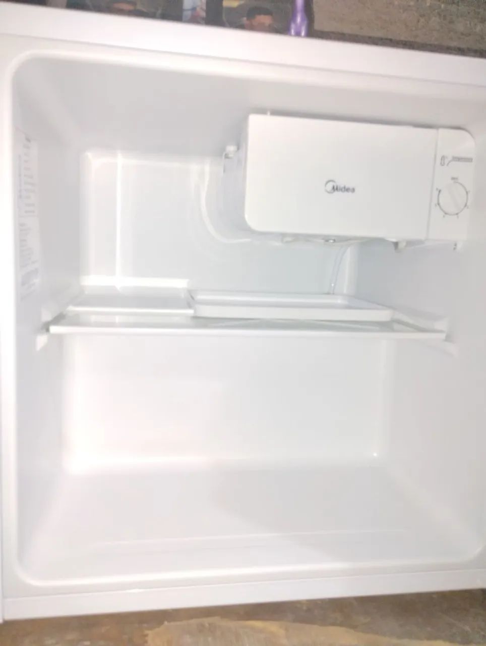 Frigobar Midea nunca usado! - Foto 3