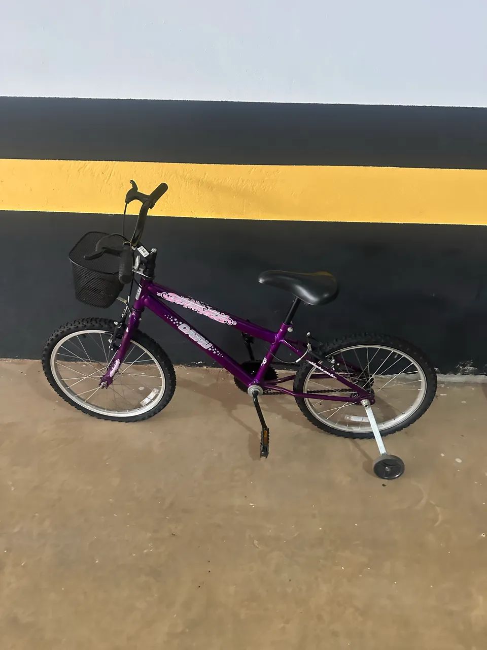 Bicicleta infantil aro 20 - Foto 4