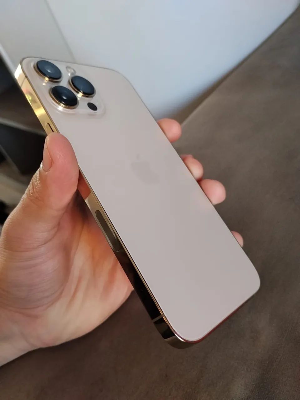 Iphone 13 pro max gold - Foto 2
