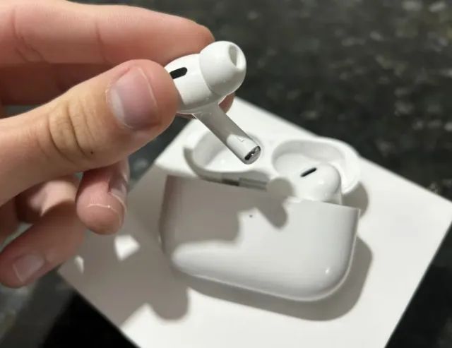 Apple AirPods Pro 第1世代lightning Apple Airpods Pro 1 - Lightning - Fones de Ouvido - Capoeiras