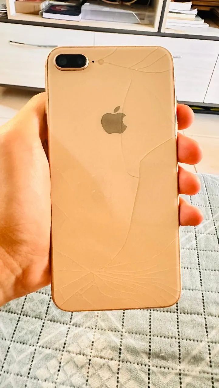 iPhone 8 Plus - 256 Gb - Gold - Troco em iPhone do 11 pra frente