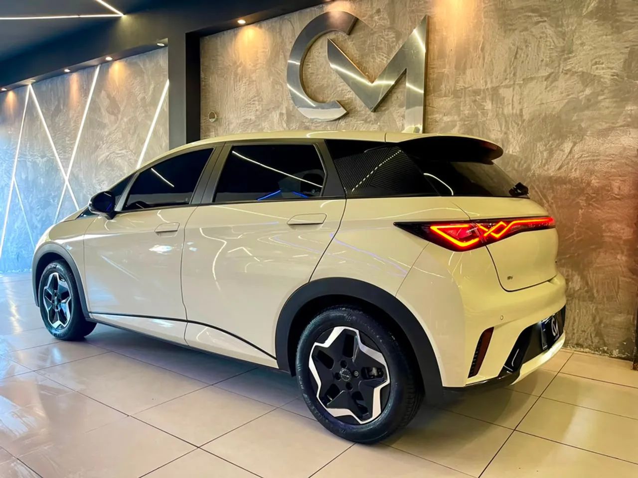 BYD Dolphin EV (Elétrico) 2025 - Foto 2