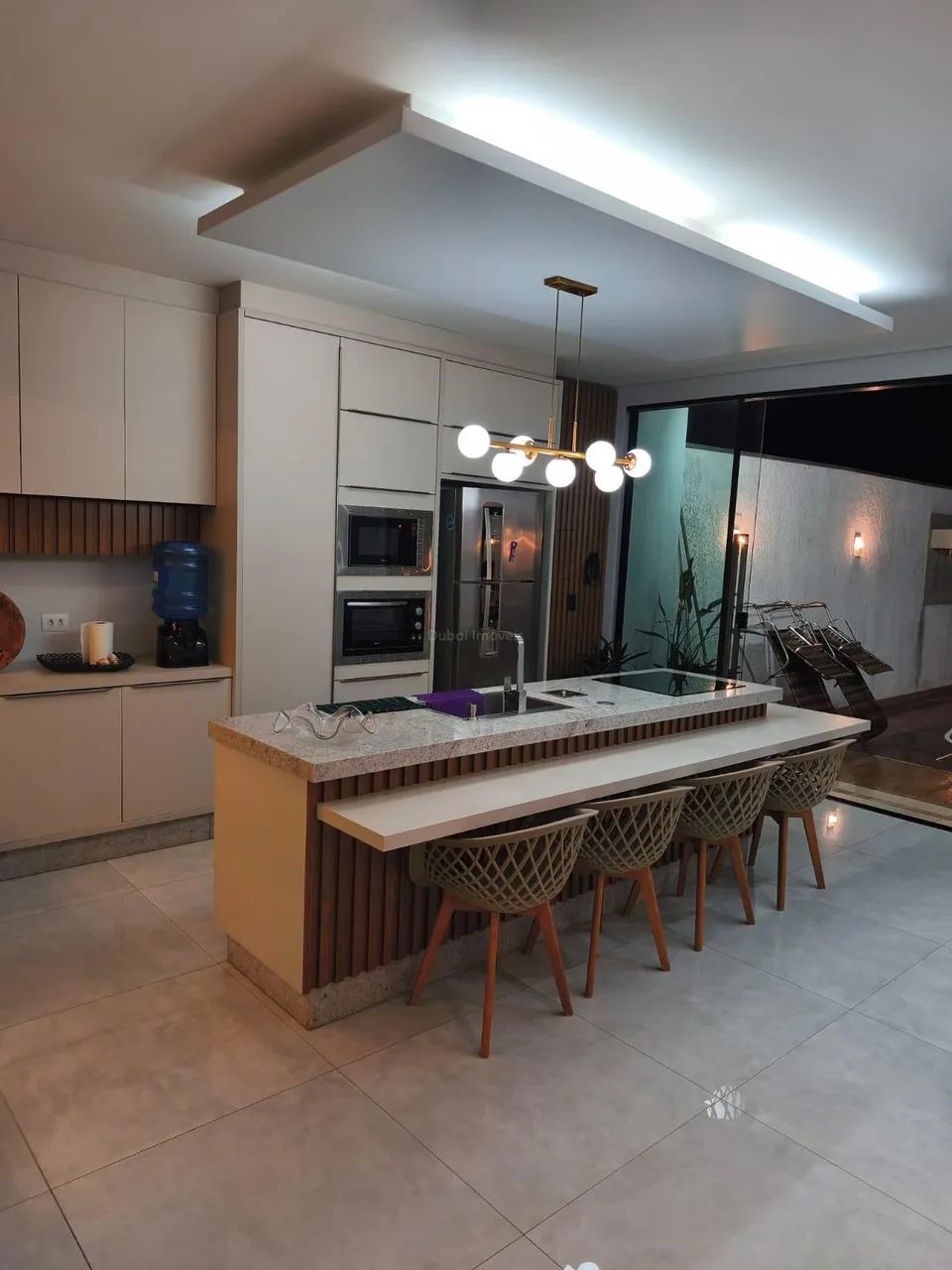 Casa com estilo de Chácara com piscina e mobiliada, com todo conforto. - Foto 3