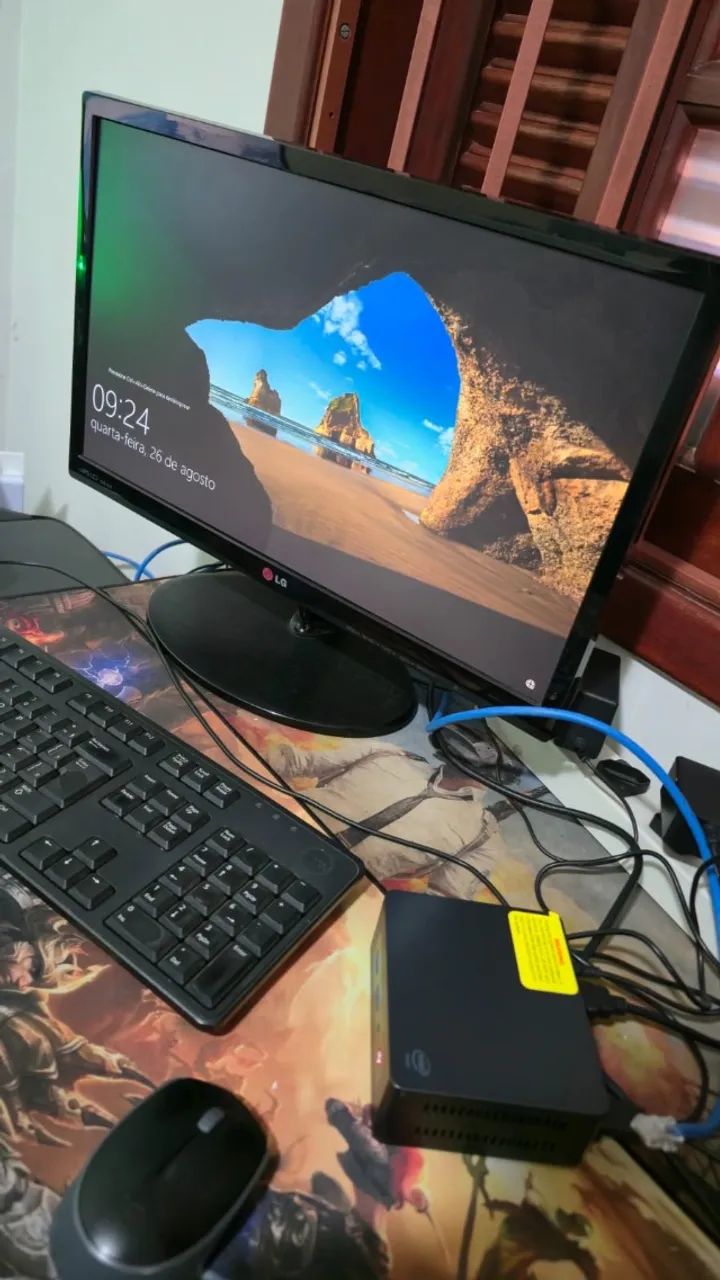 Monitor LG 22 Pol VGA e DVI e Cabo VGA Incluso - Foto 4