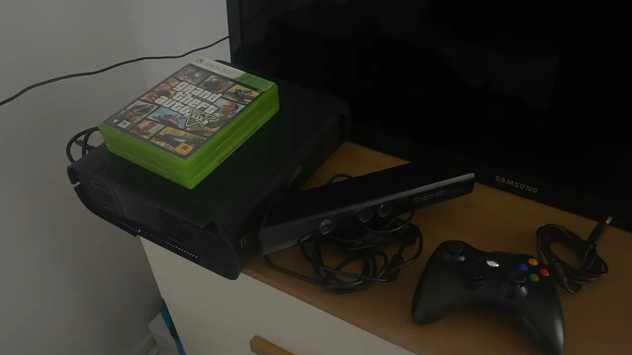 Xbox 360 Fat Slim Elite +Televisão 42 polegadas Samsung! - Foto 5