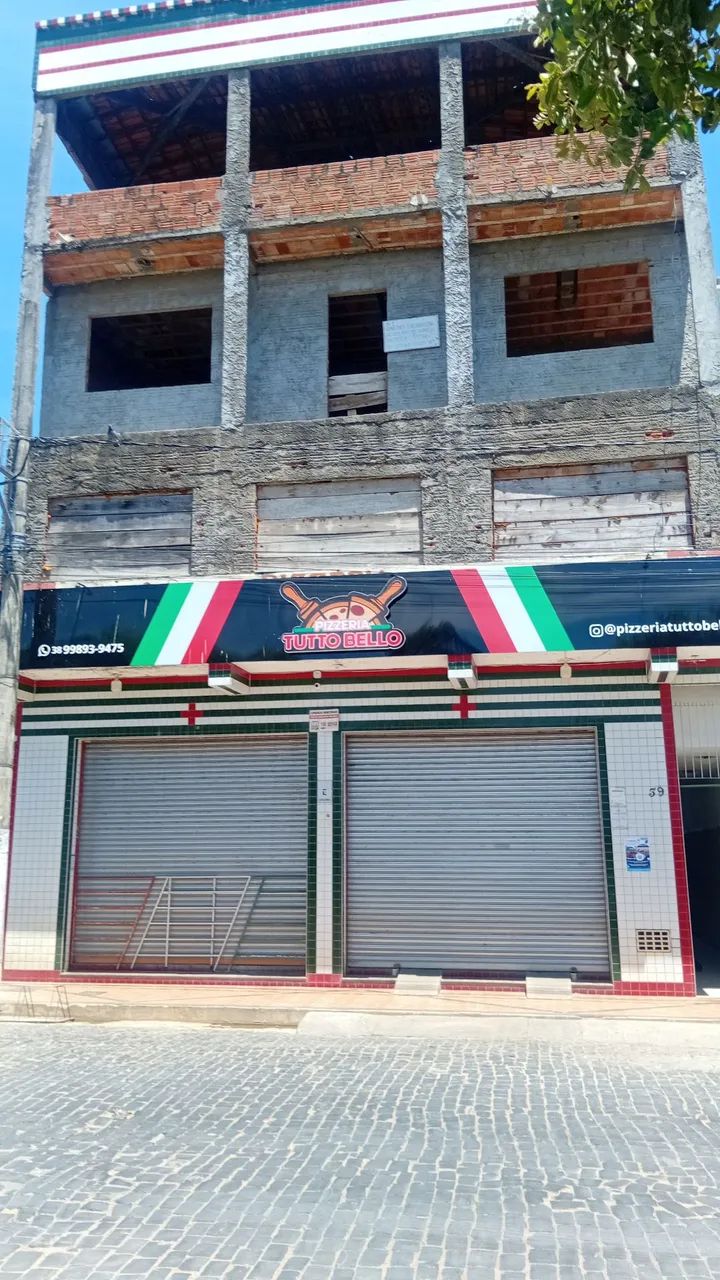 Vende imóvel com ponto comercial 
