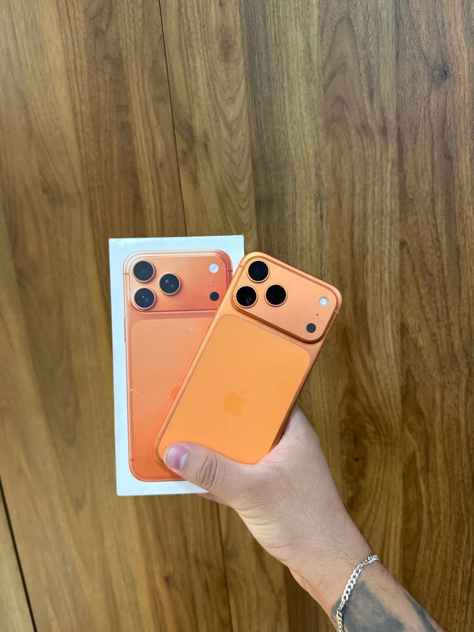 iPhone 17 pro maxx 256gb sem detalhes - entrego hoje 
