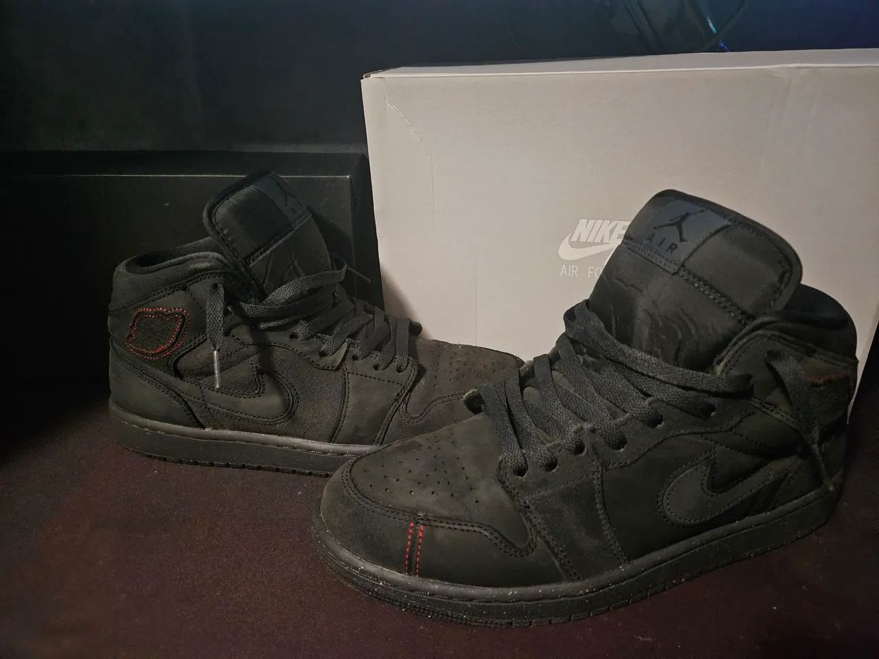 Air Jordan 1 Mid SE Craft Black