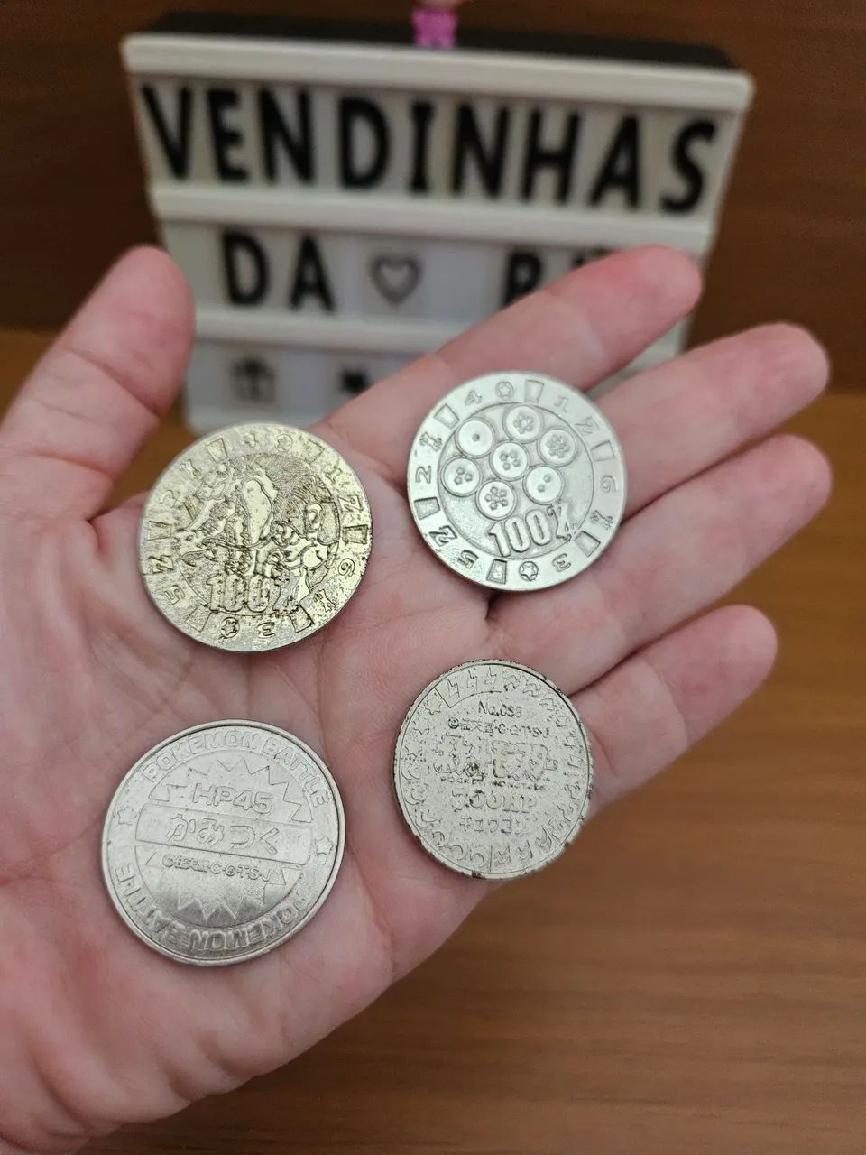 Dragon Ball e Pokemon moedas de metal importadas - Foto 2
