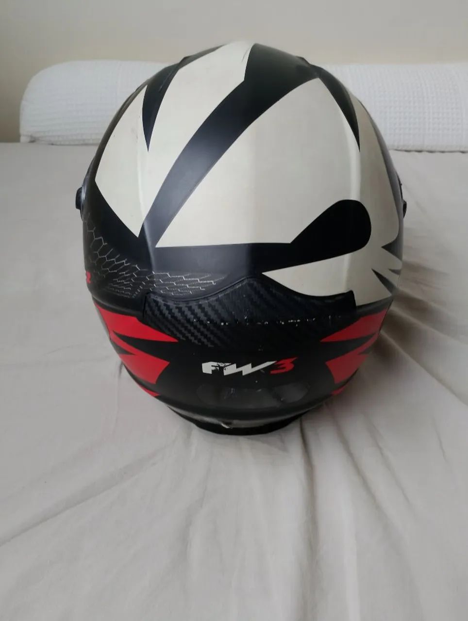 Capacete fw3 usado, em perfeito estado...
