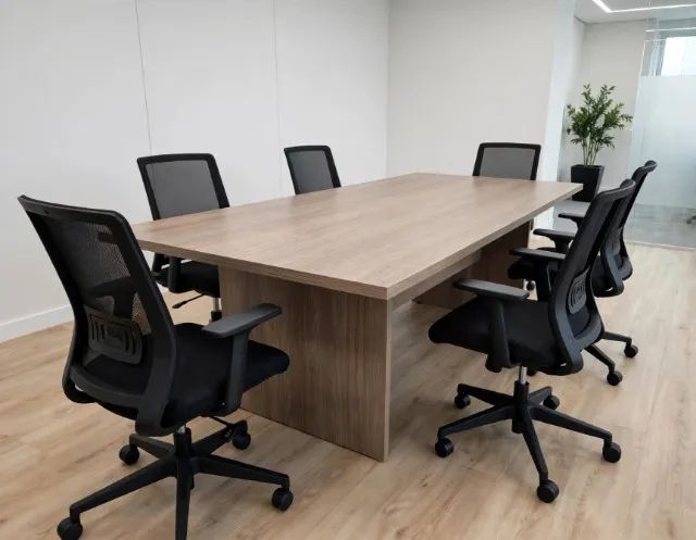 Mesa de Reunião Madeirado Entrego