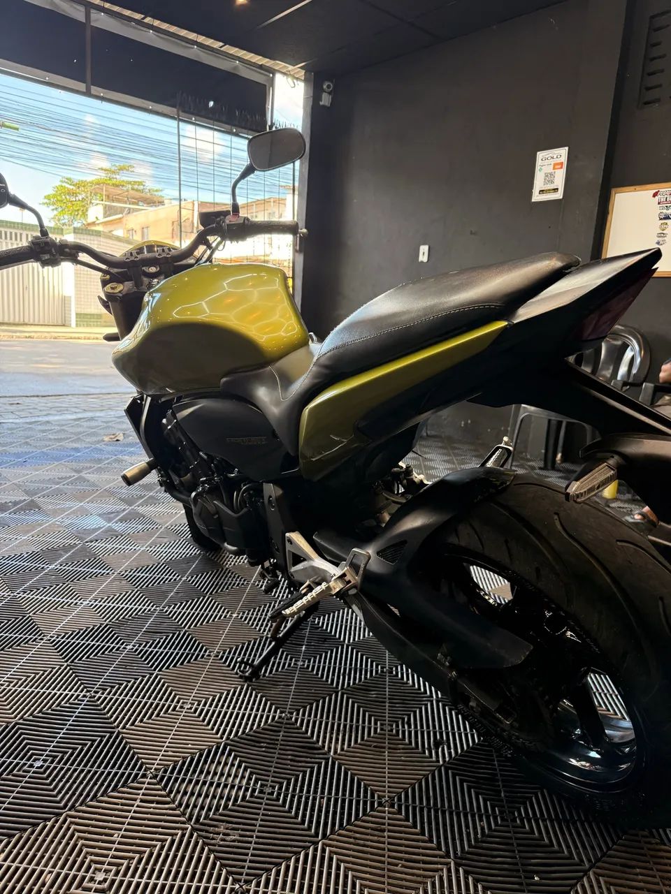 Hornet 600 - Foto 2