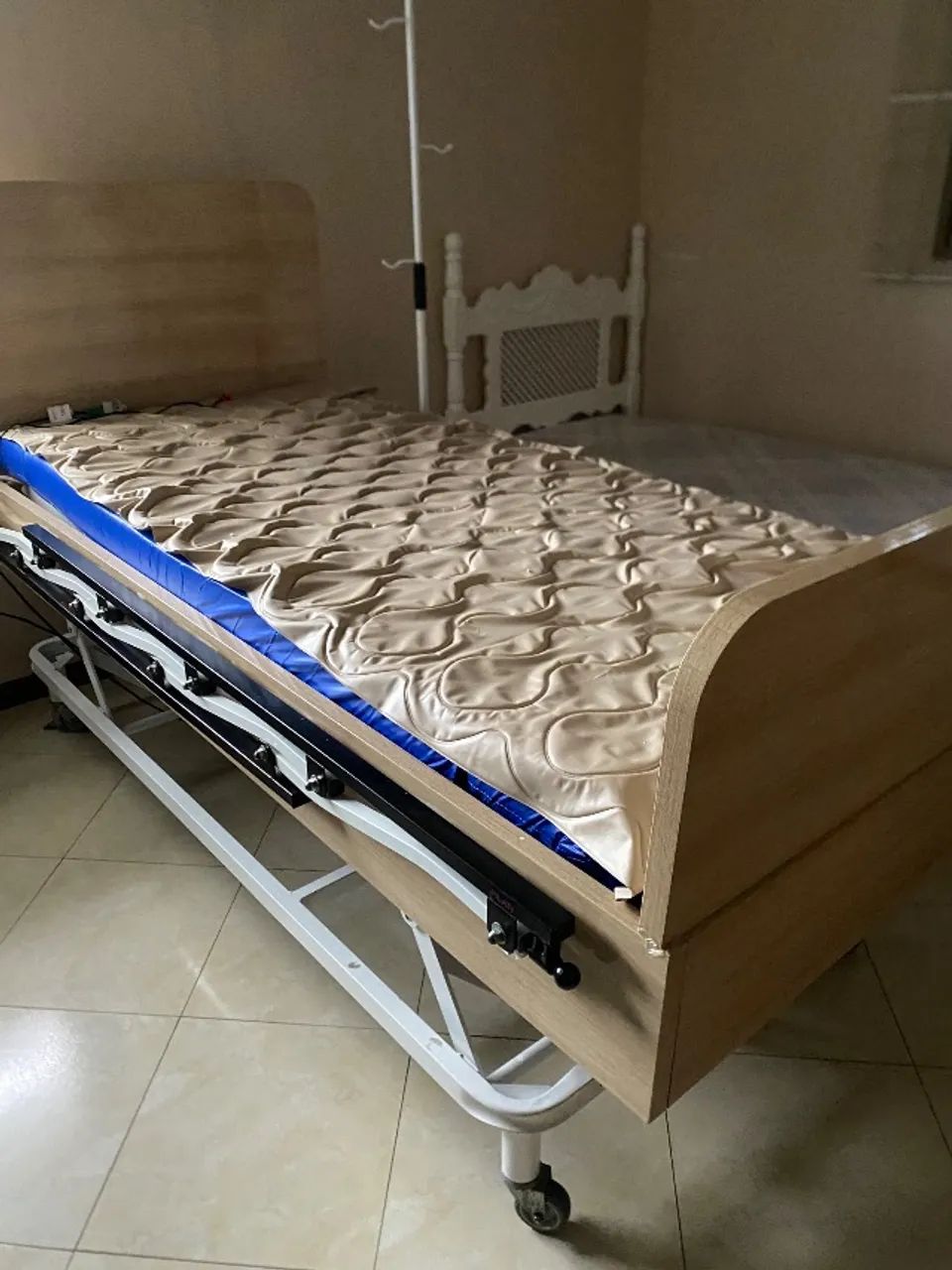 Cama hospitalar elétrica 