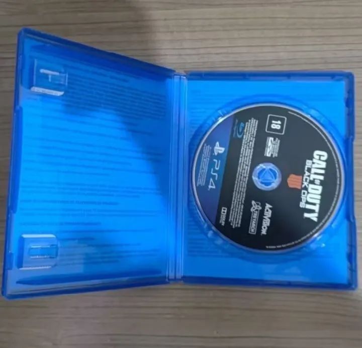 Jogo de Play 4 Call of Duty Black Ops 4 - Foto 4
