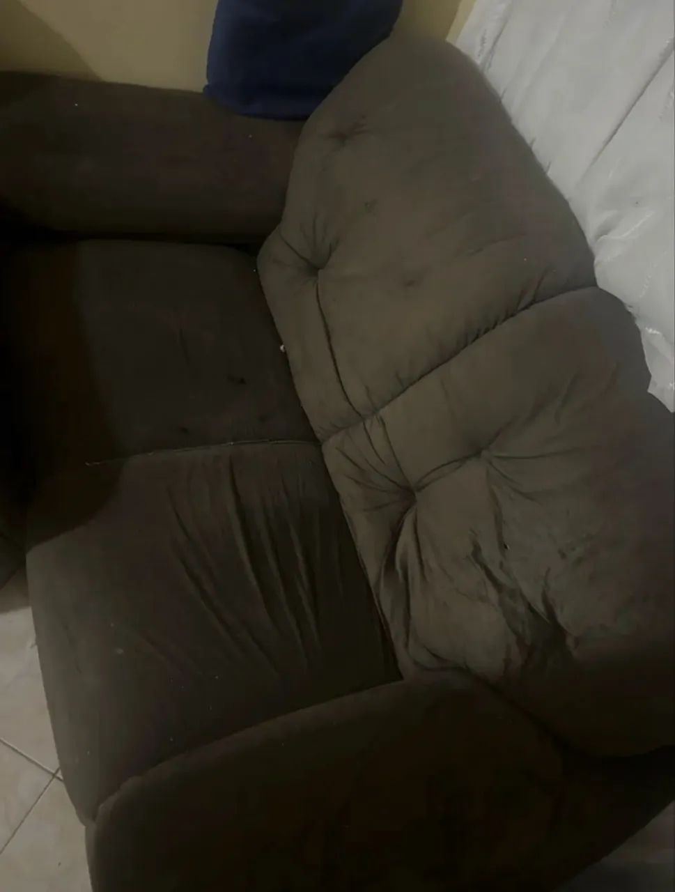 Vendo sofá de 2 e 3 lugares  - Foto 4