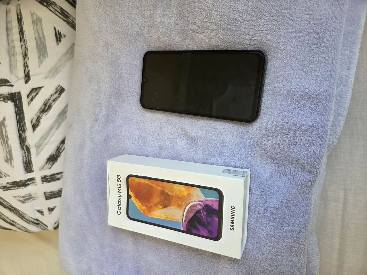 Samsung M15 usado