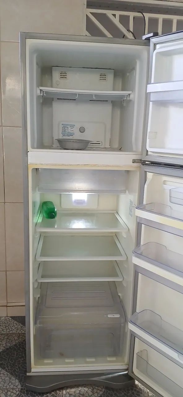 Geladeira Electrolux  - Foto 2