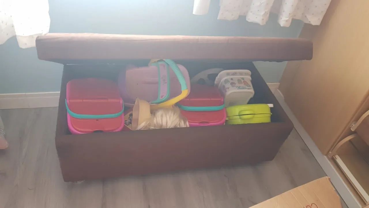 Vende-se bau 