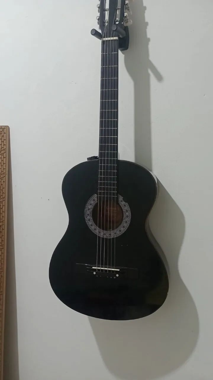 Vendo esse lindo violão 