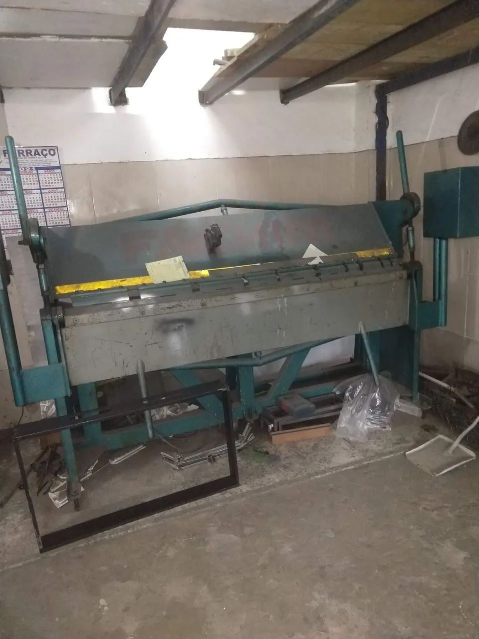 Dobradeira de chapa 2,00 MT. Com unha - Foto 2