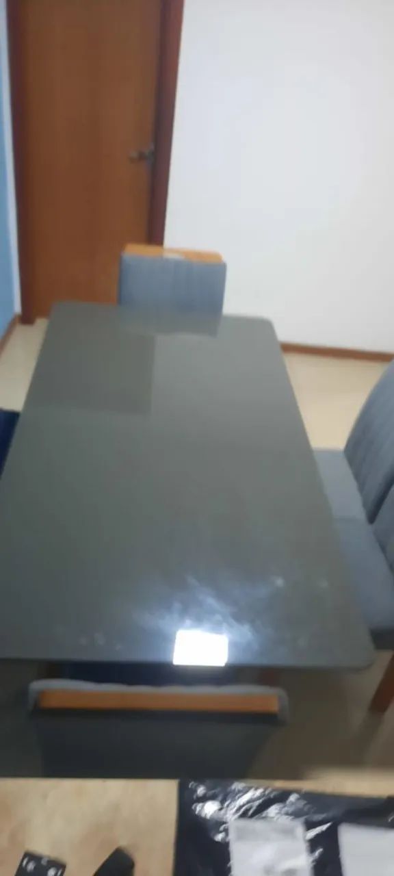 Mesa de jantar com tampo de vidro - Foto 5