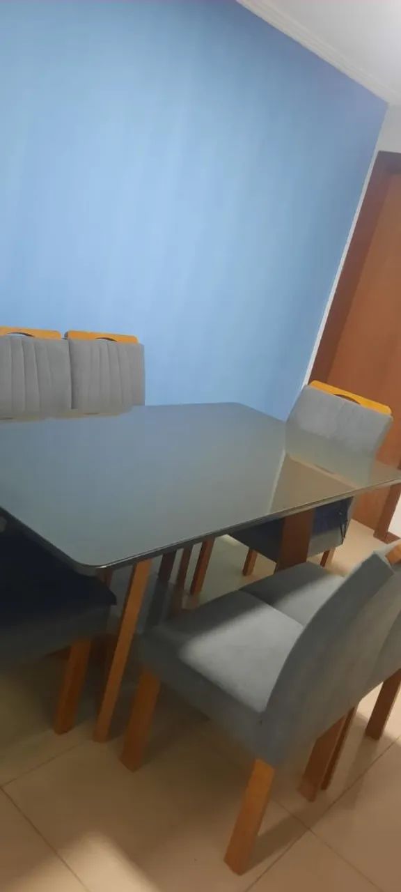 Mesa de jantar com tampo de vidro - Foto 4