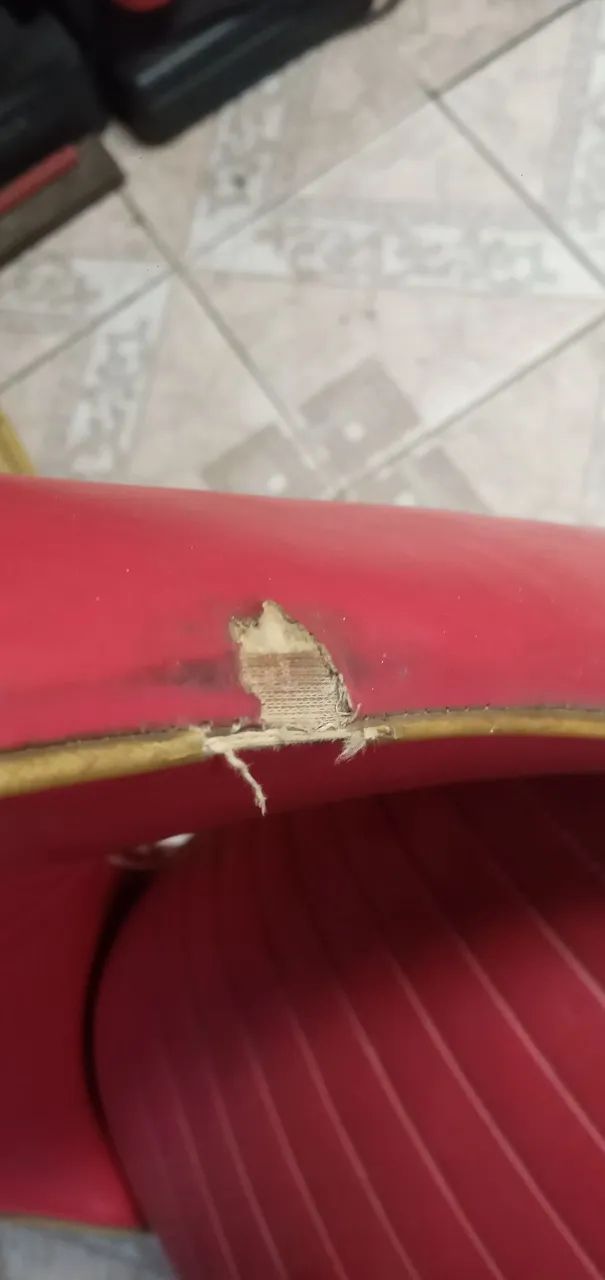 Antiga cadeira giratória  - Foto 4