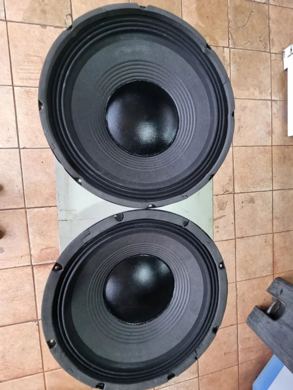 Caixas par 12" Jbl 350 rms e cornetas D250x Boosteer muita boas de som - Foto 3