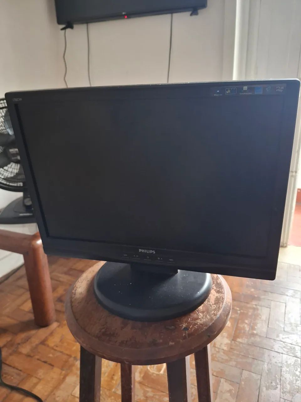Monitor Philips quebrado 