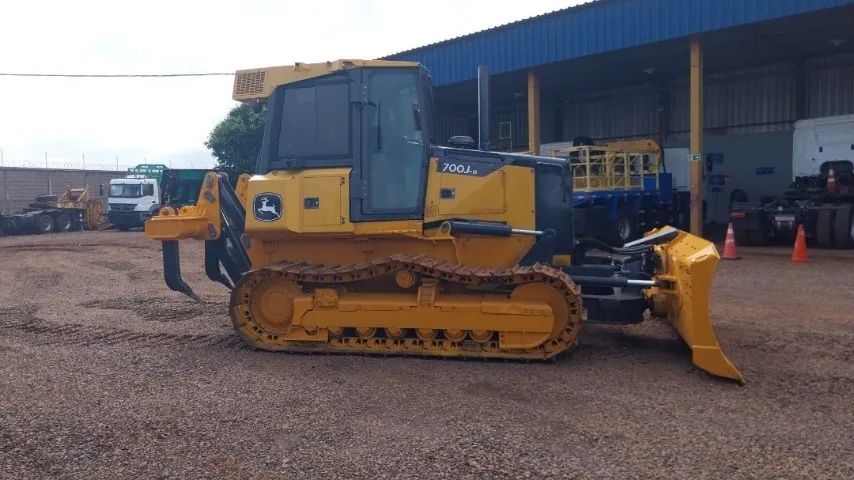 Trator de esteira John Deere 700J - Foto 3