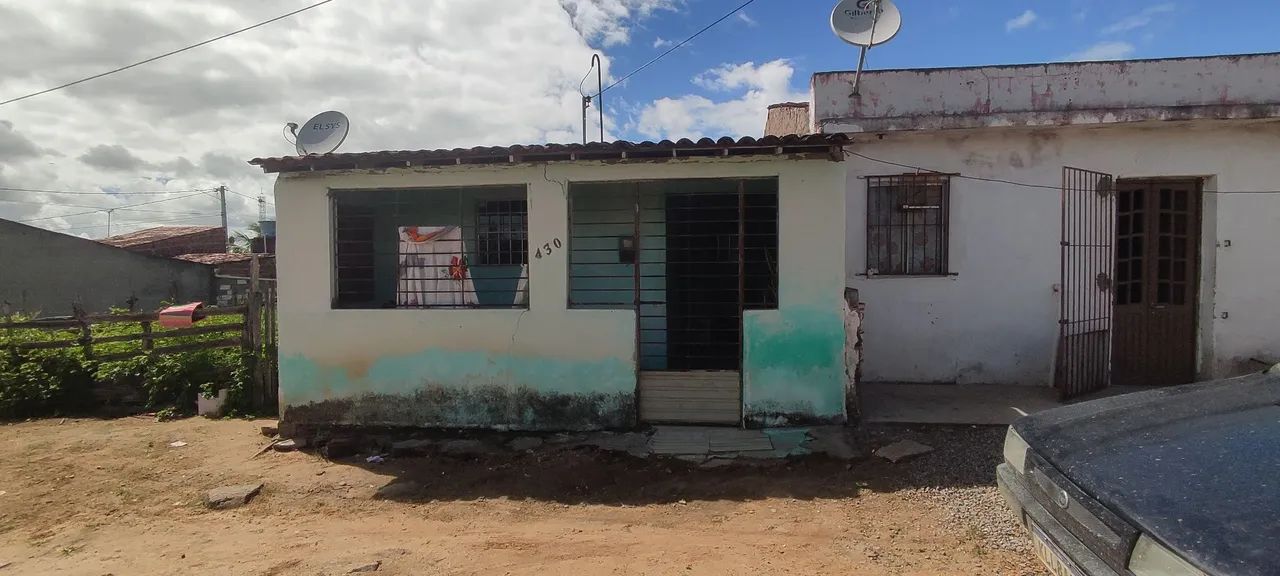 Vendo casa, localizada em ameixas