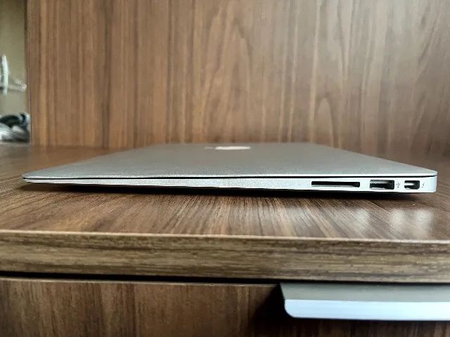 Macbook Air 13" 2011 251GB SSD Prata - Foto 4