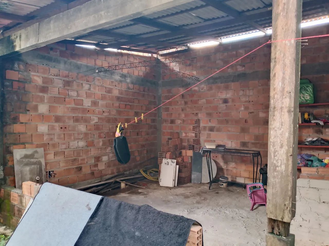 Casa nos fundos quase finalizada  - Foto 3
