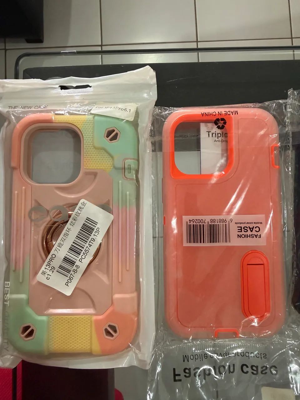 Kit com 4capas 3em1 anti-impacto iPhone 13pro  - Foto 3