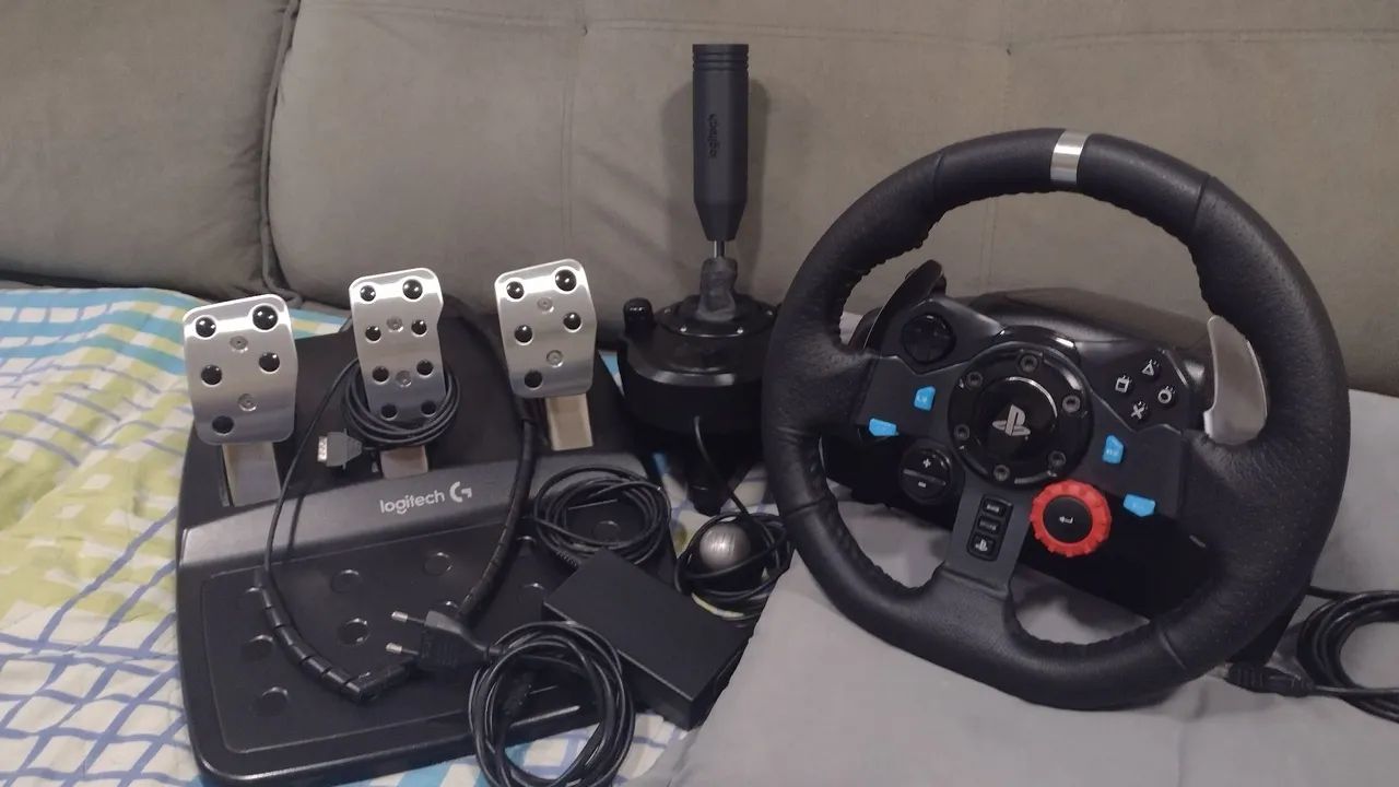 Logitech G29 (Kit) para pessoas exigentes - p/ PC, PS5 Pro, PS5 Base, PS4 Pro, PS4 e PS3. - Foto 2