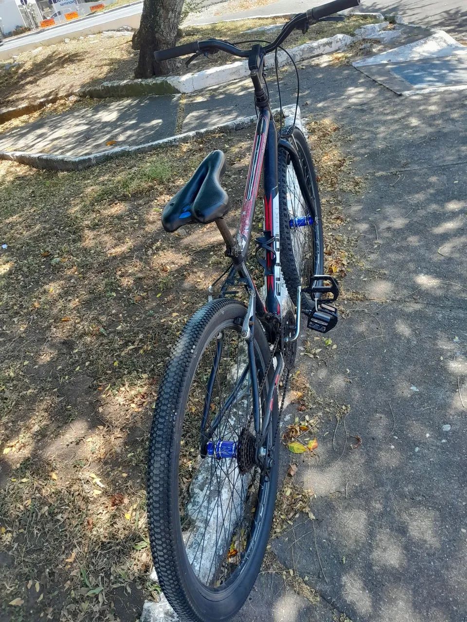 Bicicleta aro *30 - Foto 3