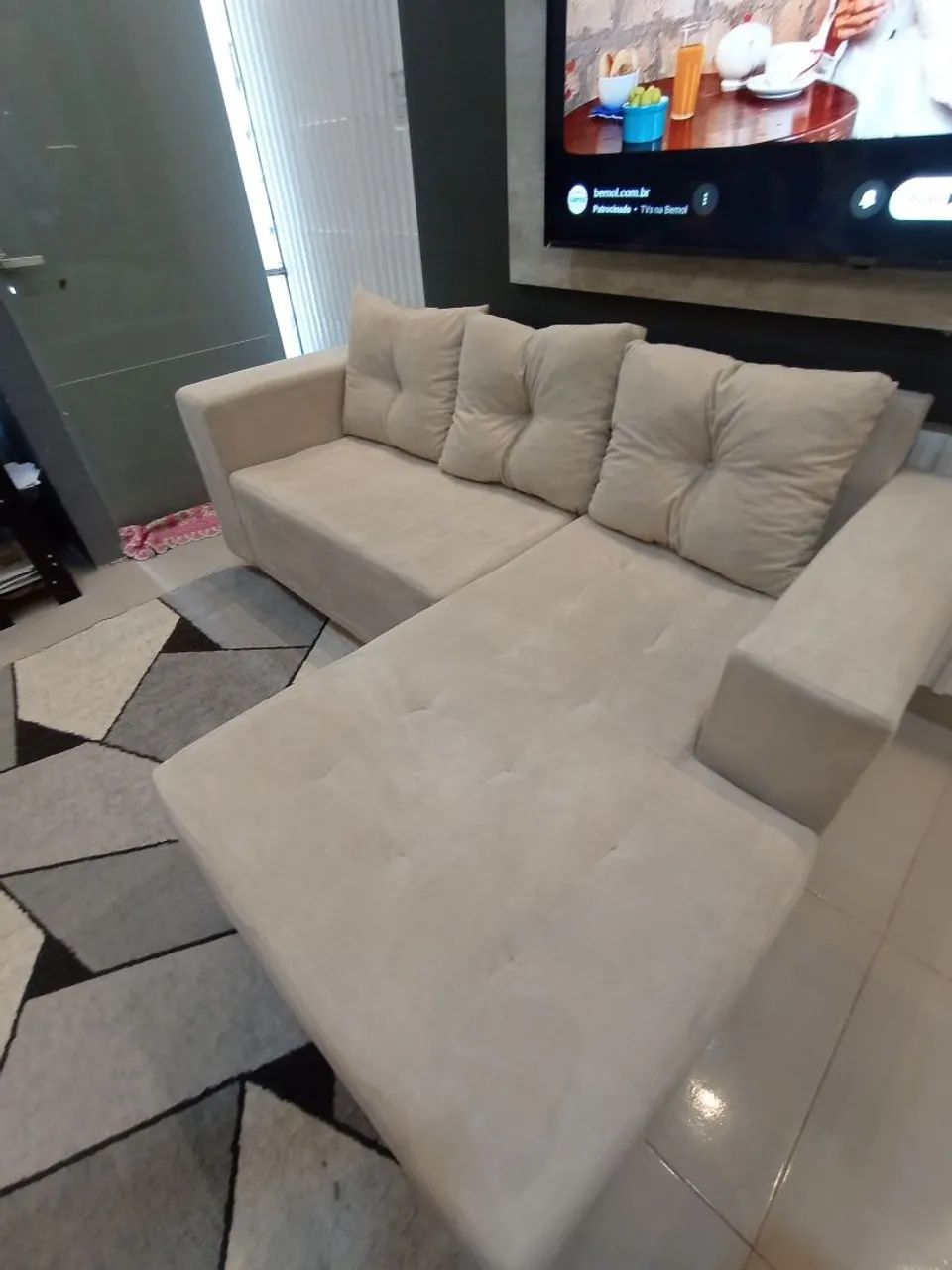 Sofá Chaise semi novo 3 lugares  - Foto 2