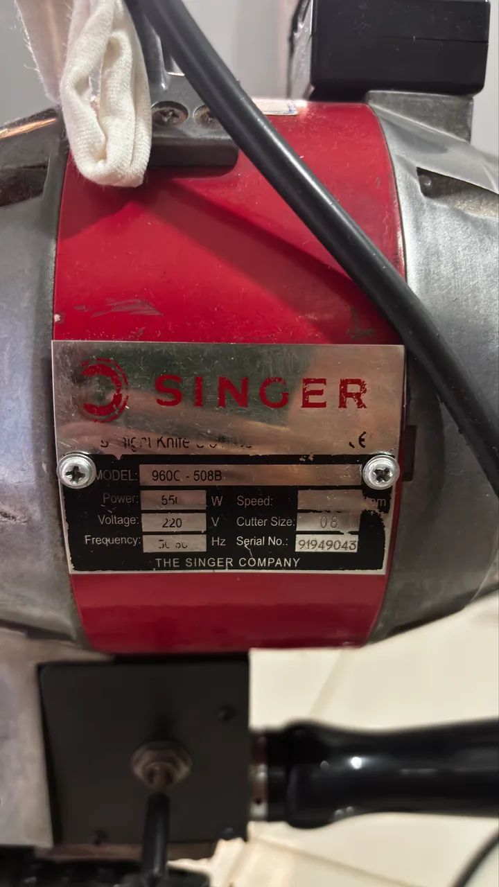 Máquina de cortar tecido SINGER (8 polegadas) - Foto 2