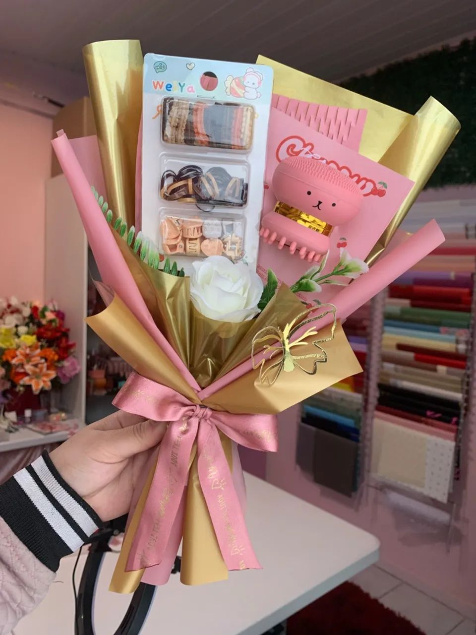 Presente buquê de maquiagem  - Foto 4