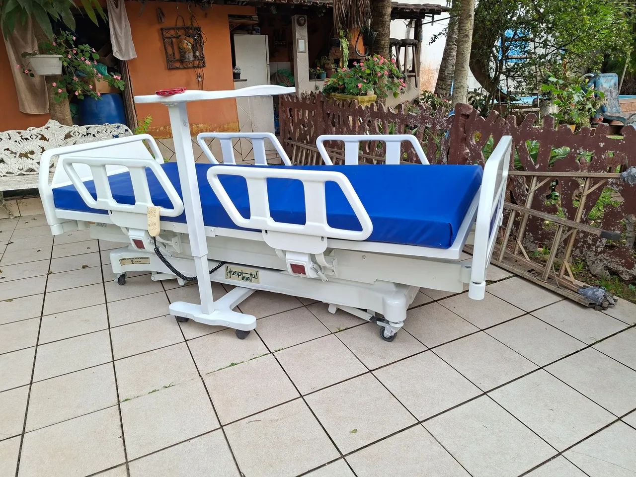Cama hospitalar no controle total. - Foto 3
