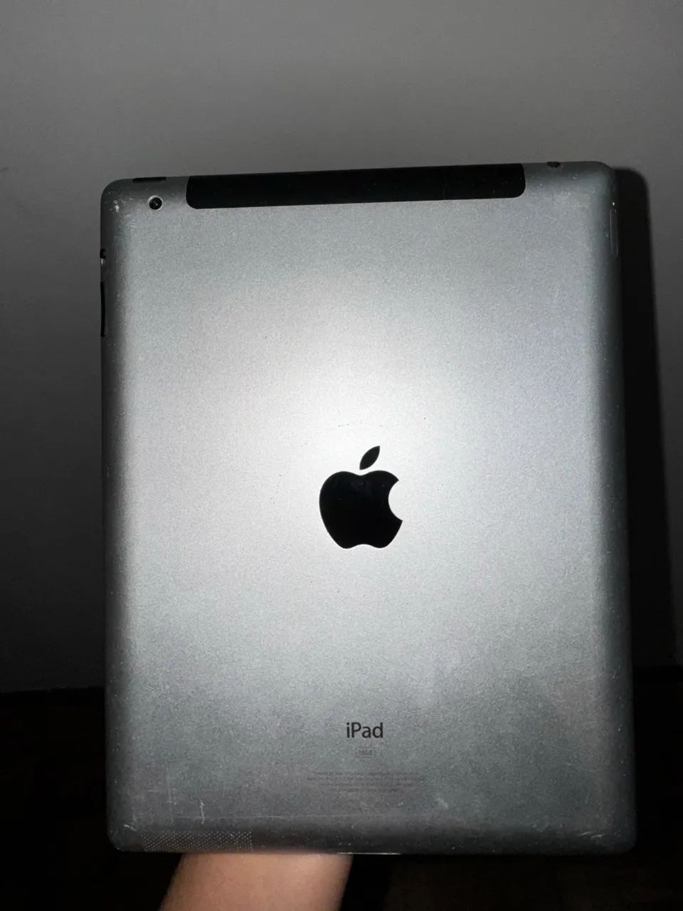 iPad (modelo antigo, 16GB) - TELA QUEBRADA - Foto 2