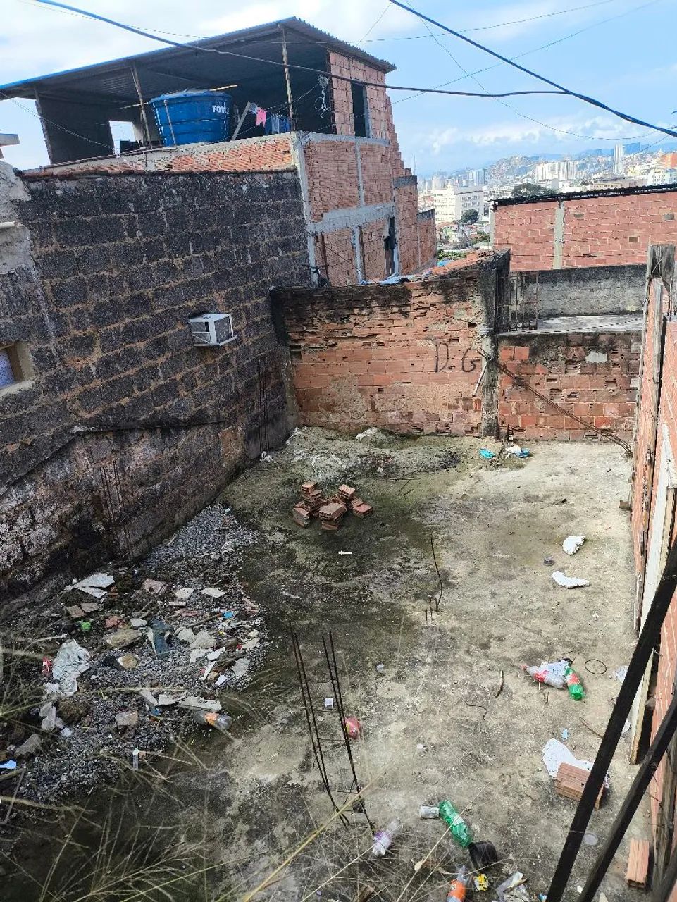 Vendo terreno no Tuiuti 
