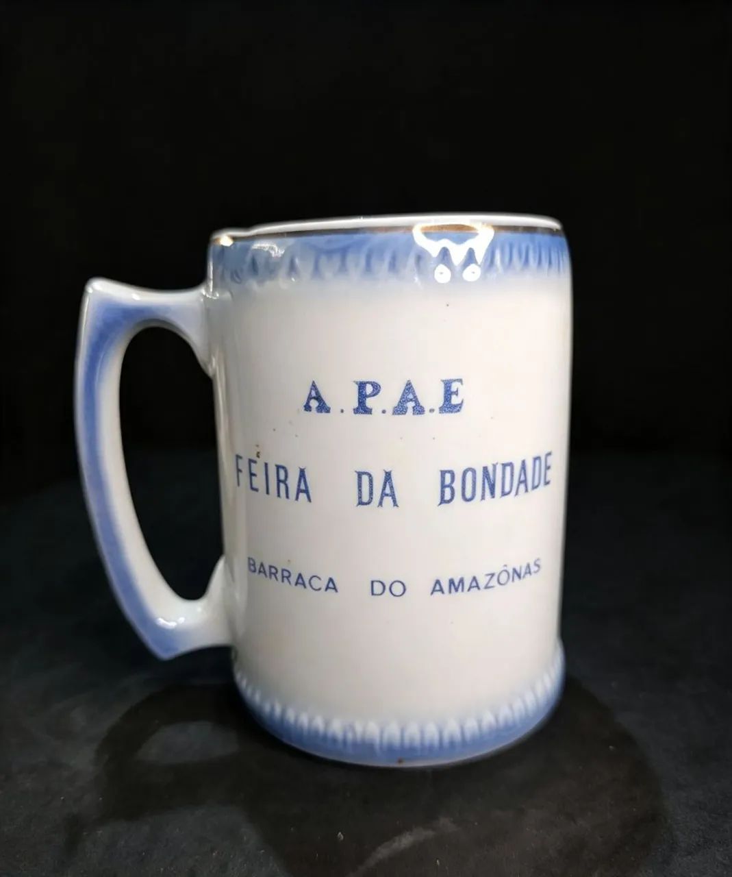 Antiga Caneca de chopp em relevo. - Foto 2