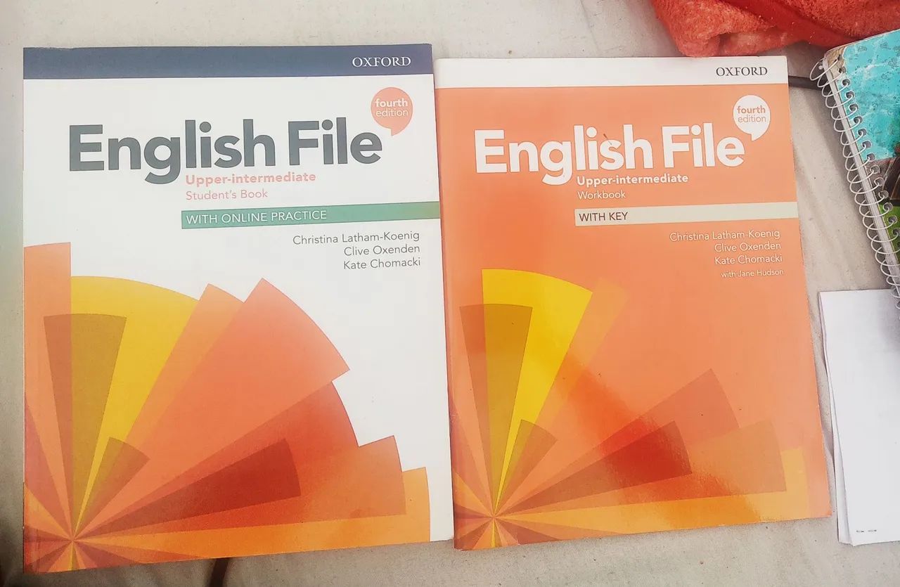 English file upper-intermediate em perfeito estado
