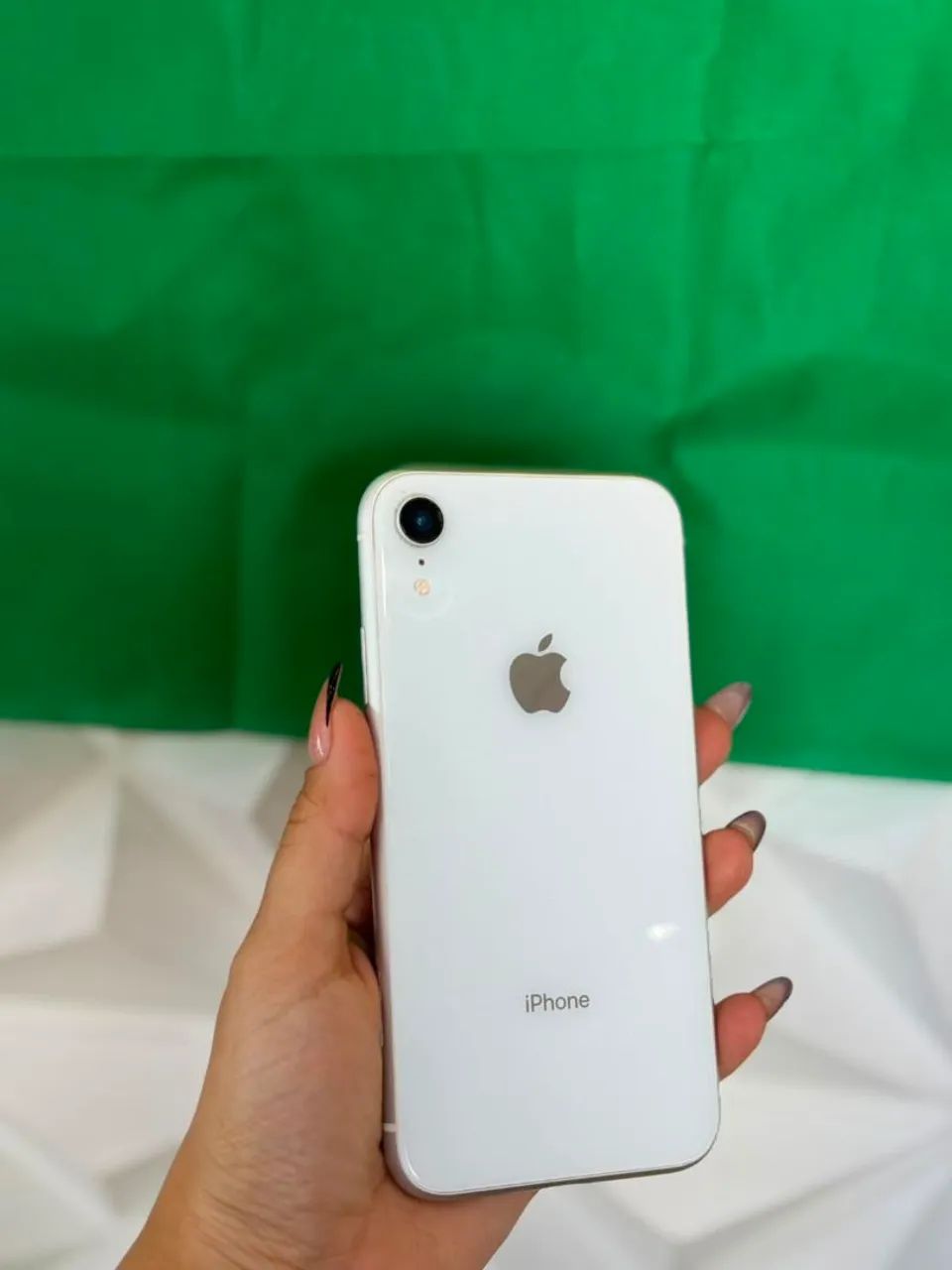 iPhone XR Branco - 128GB